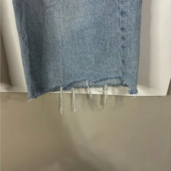Zara Baggy Jeans Womens 6 Blue Light Wash Denim Raw Hem Cropped Distressed - Picture 7 of 9